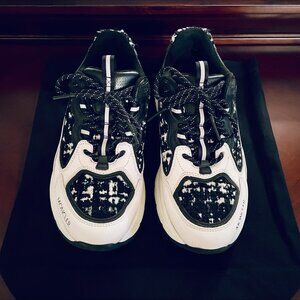 Moncler Oreo Tweed Lite Runner Low Top Sneaker Size 38 (US 8)